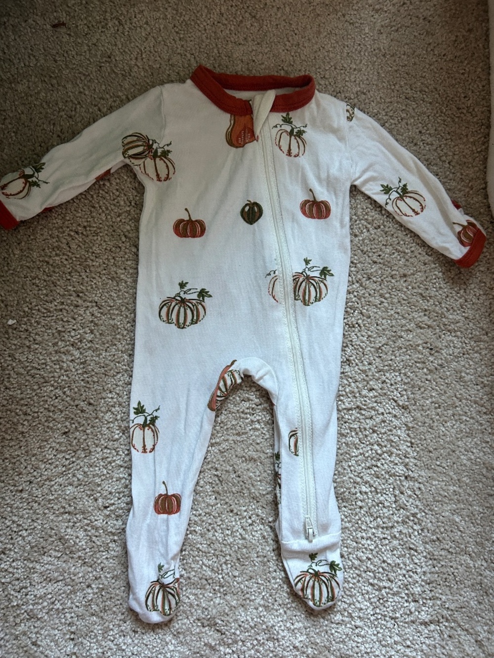 Kyte Baby pumpkin zippered footie - preemie